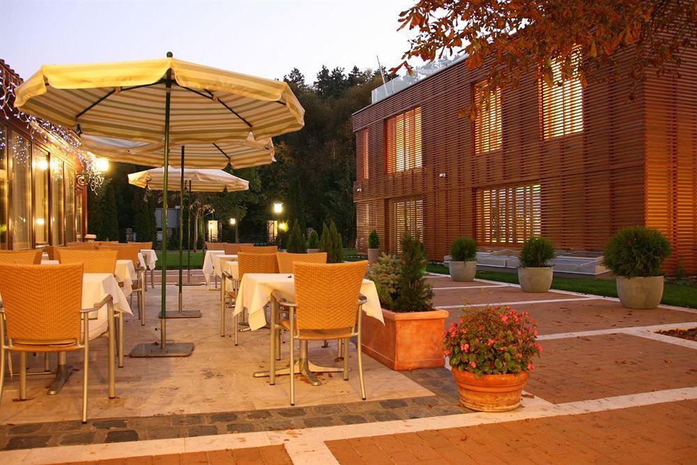 Betekints Wellness Hotel Veszprém Buitenkant foto
