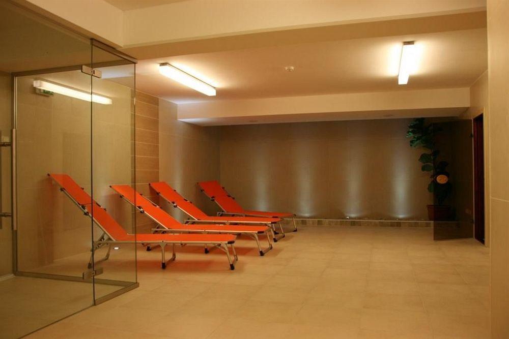 Betekints Wellness Hotel Veszprém Buitenkant foto