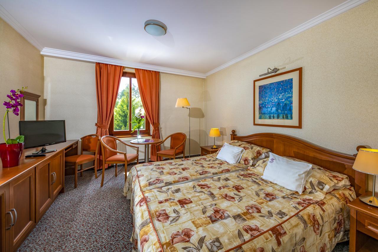 Betekints Wellness Hotel Veszprém Buitenkant foto