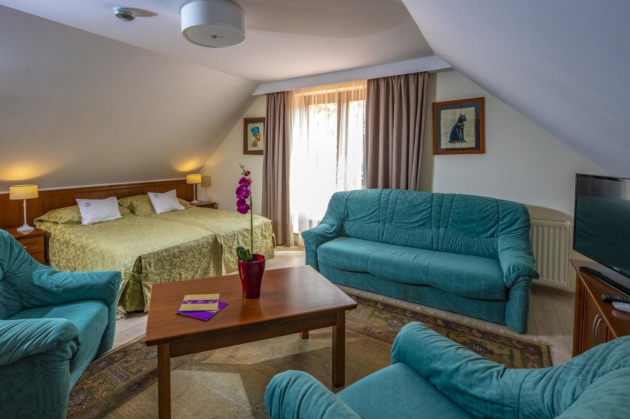 Betekints Wellness Hotel Veszprém Buitenkant foto