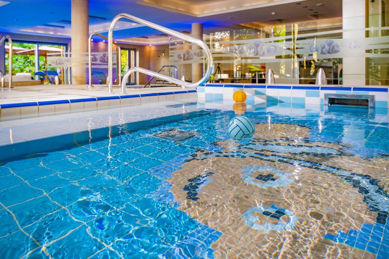 Betekints Wellness Hotel Veszprém Buitenkant foto