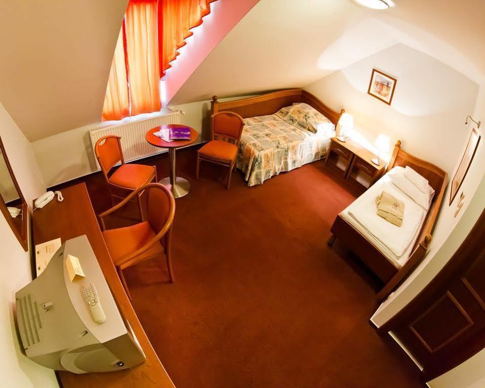 Betekints Wellness Hotel Veszprém Buitenkant foto