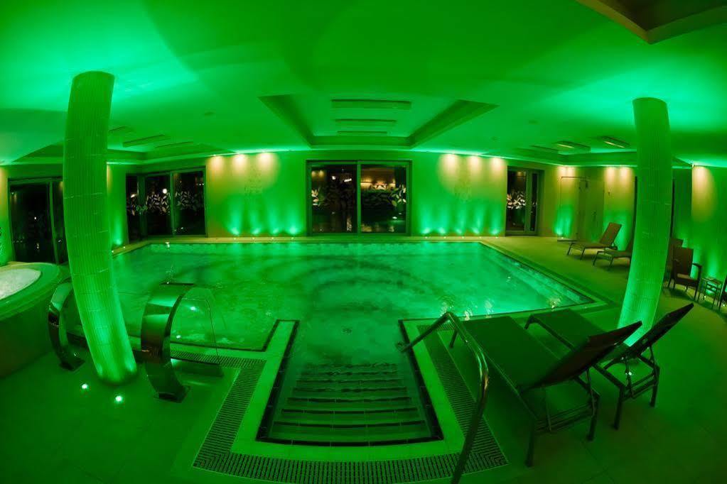 Betekints Wellness Hotel Veszprém Buitenkant foto