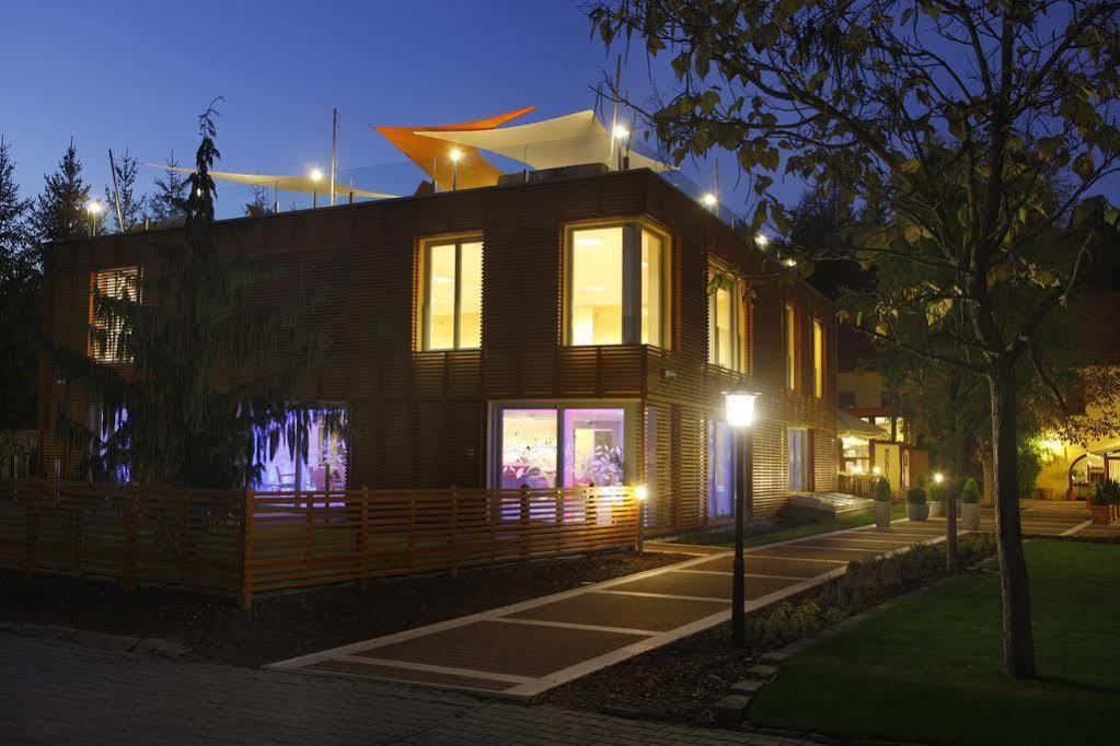 Betekints Wellness Hotel Veszprém Buitenkant foto